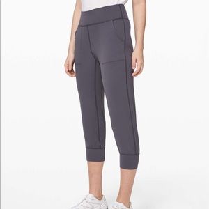 Lululemon Align Joggers crop NWOT